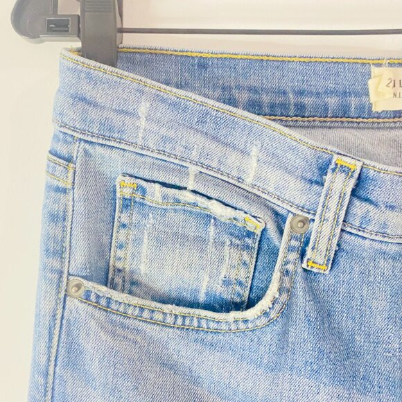 Nili Lotan Celia Design Distressed Denim — NYC Minimalism Meets Edge (Size 27) - Picture 15 of 17